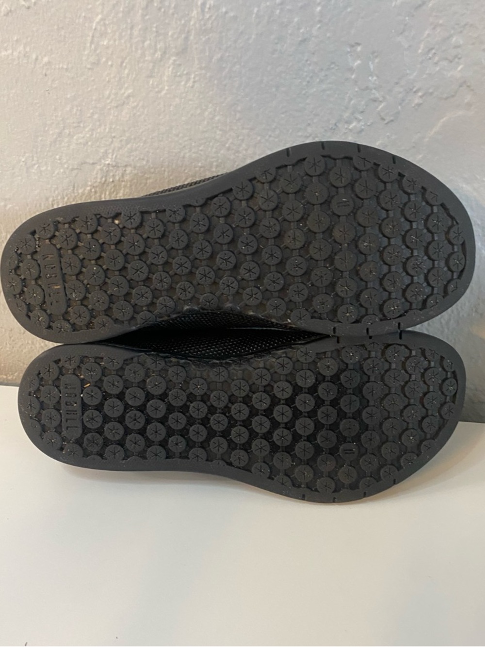 Black NOBULL Unisex Cross Training Shoes Size Men’s 8.5/ Women’s 10 - Picture 7 of 9